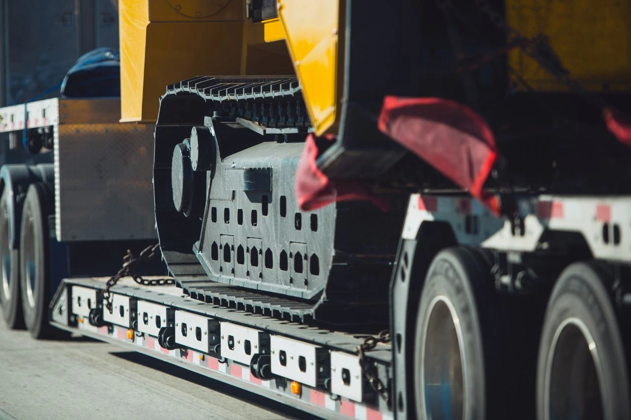 heavy-machinery-moving